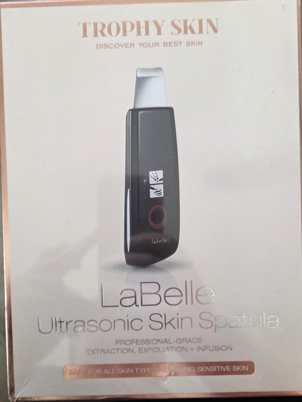 La Belle Black Ultrasonic Skin Spatula with Silver Tip